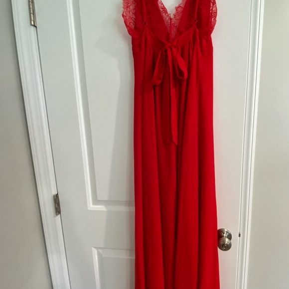 WINDSOR high slit dress - Picture 8 of 14